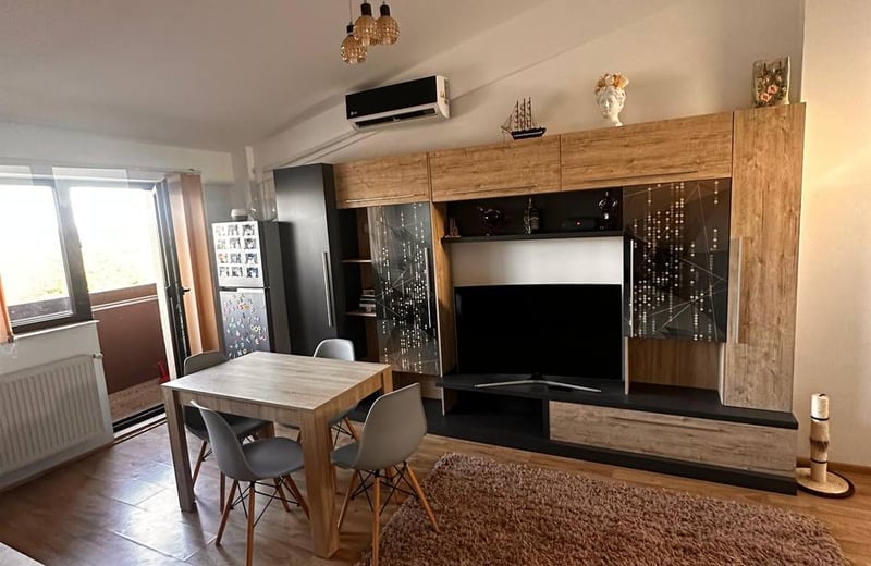 Location d’un appartement chaleureux de 2 pièces, 55 m², Faleza Nord, Constanța, Roumanie